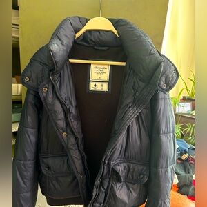 Ambercrombie & Fitch Navy Bomber Women Medium - Water and Wind resistant fabric